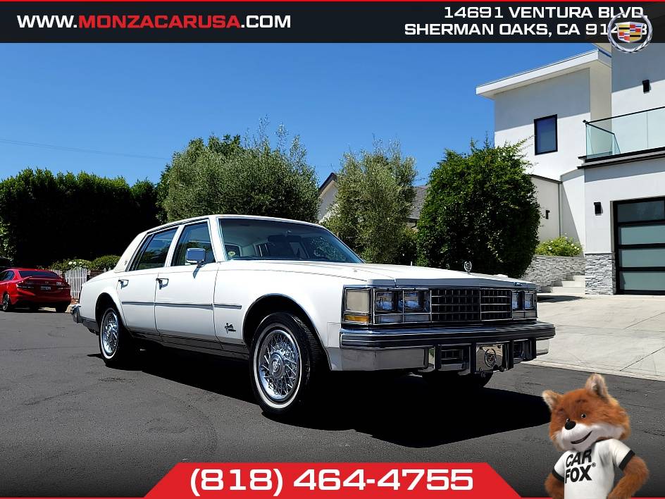 Cadillac-Seville-1976-21