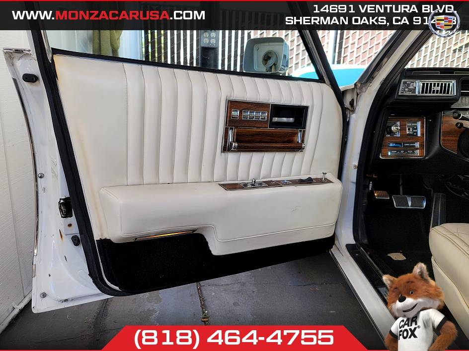 Cadillac-Seville-1976-22