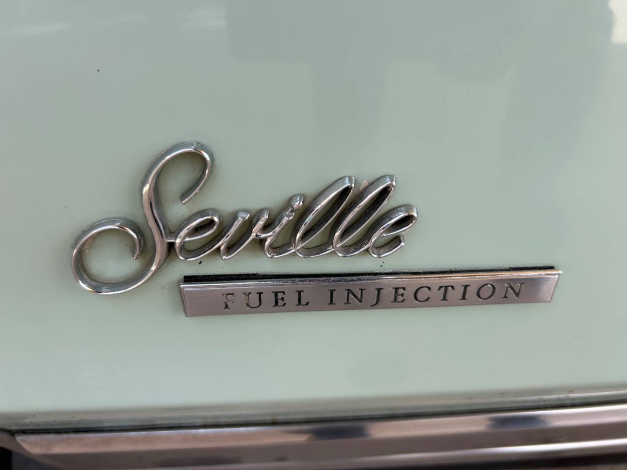 Cadillac-Seville-1977-Sedan-18