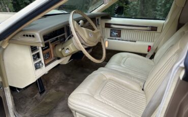 Cadillac-Seville-1980-14