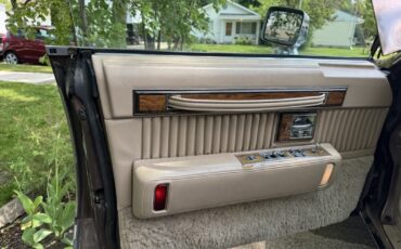 Cadillac-Seville-1980-Hatchback-11