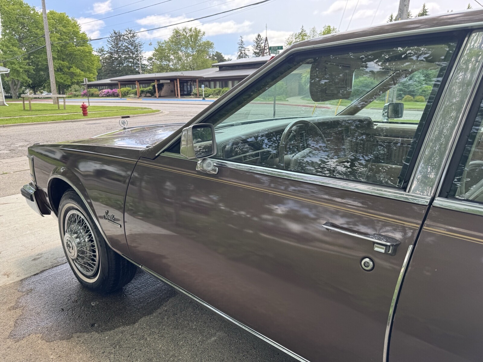 Cadillac-Seville-1980-Hatchback-3