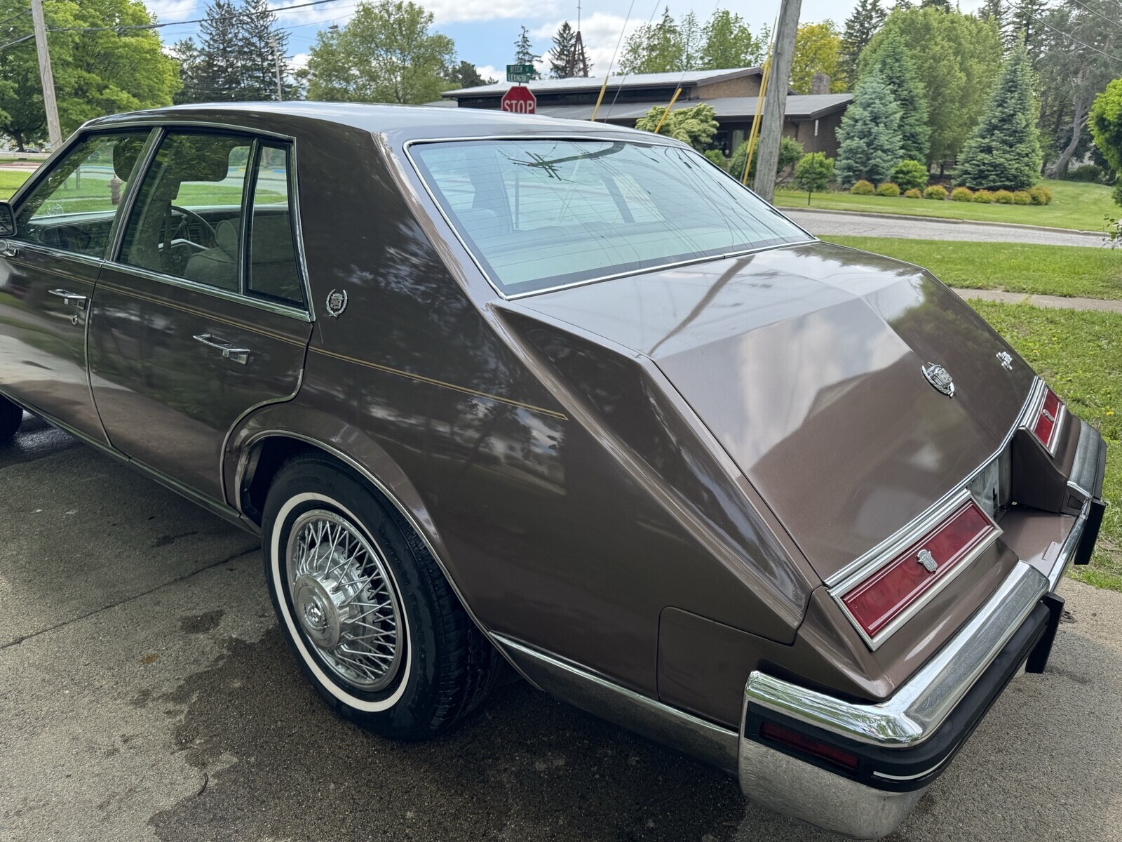 Cadillac-Seville-1980-Hatchback-4
