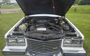 Cadillac-Seville-1985-22