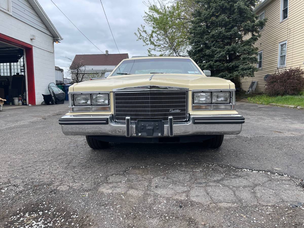 Cadillac-Seville-1985-yellow-7