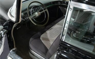 Cadillac-Sixty-Special-1955-Sedan-16