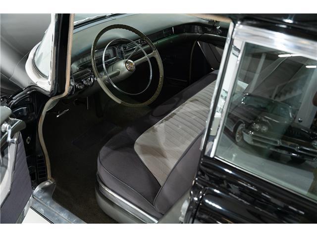 Cadillac-Sixty-Special-1955-Sedan-16