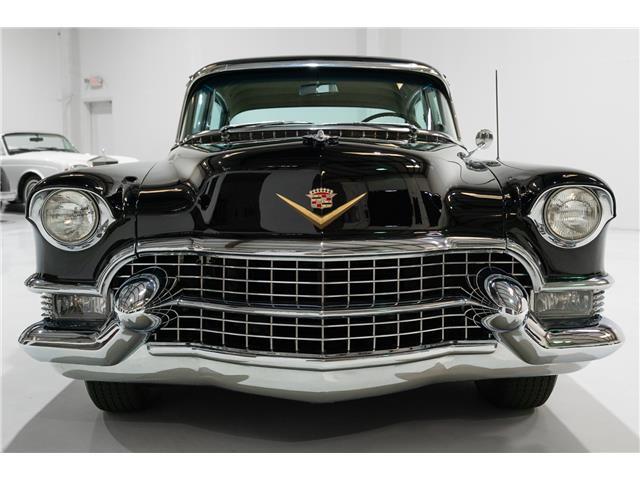 Cadillac-Sixty-Special-1955-Sedan-2
