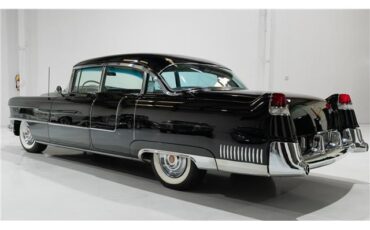 Cadillac-Sixty-Special-1955-Sedan-7