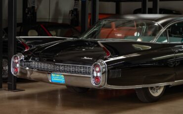 Cadillac-Sixty-Special-Fleetwood-1960-4-Door-Hardtop-24