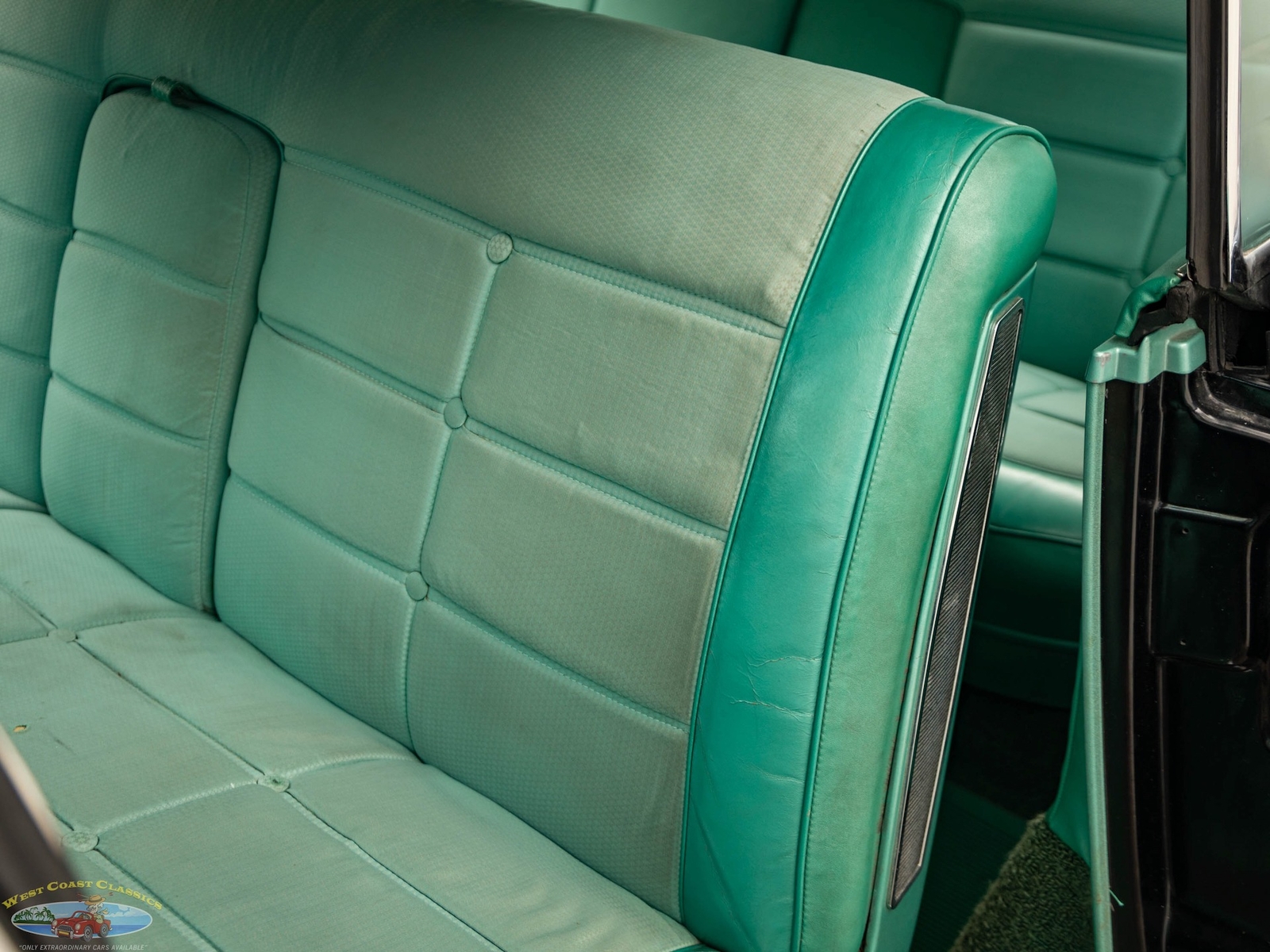 Cadillac-Sixty-Special-Fleetwood-1960-4-Door-Hardtop-27