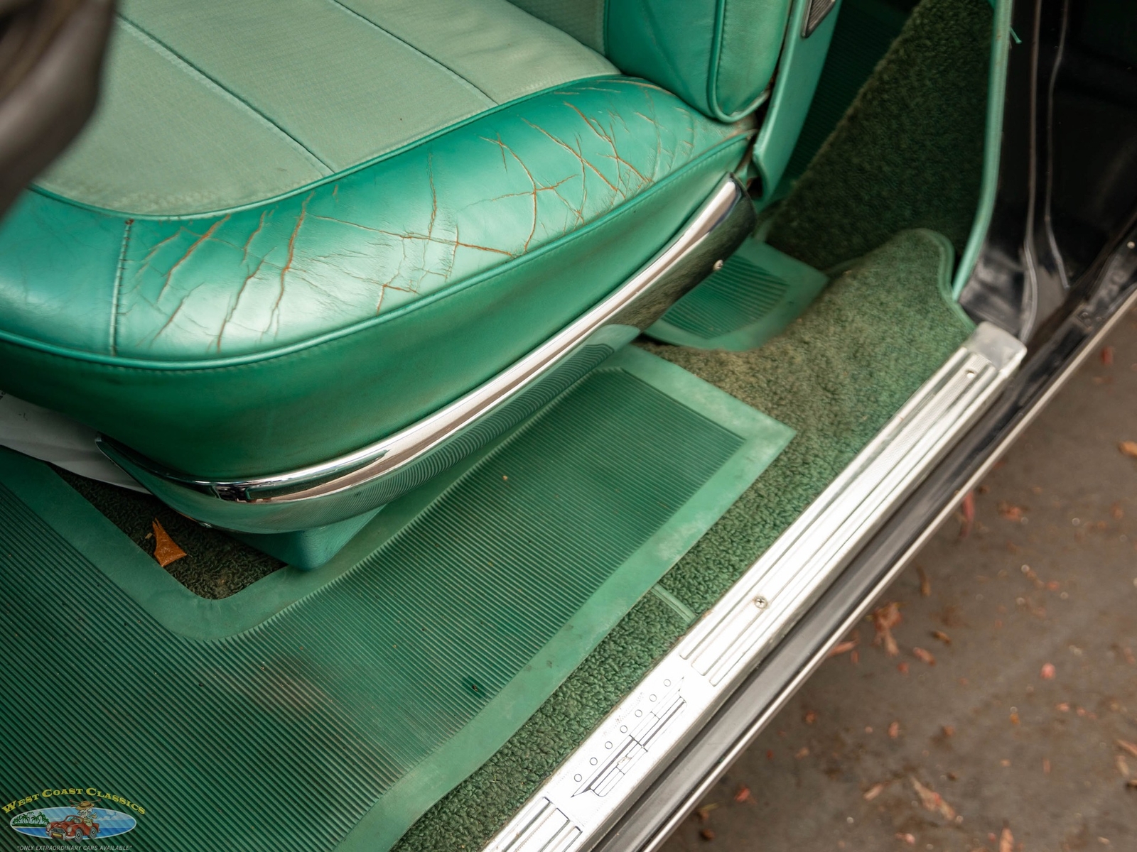 Cadillac-Sixty-Special-Fleetwood-1960-4-Door-Hardtop-28