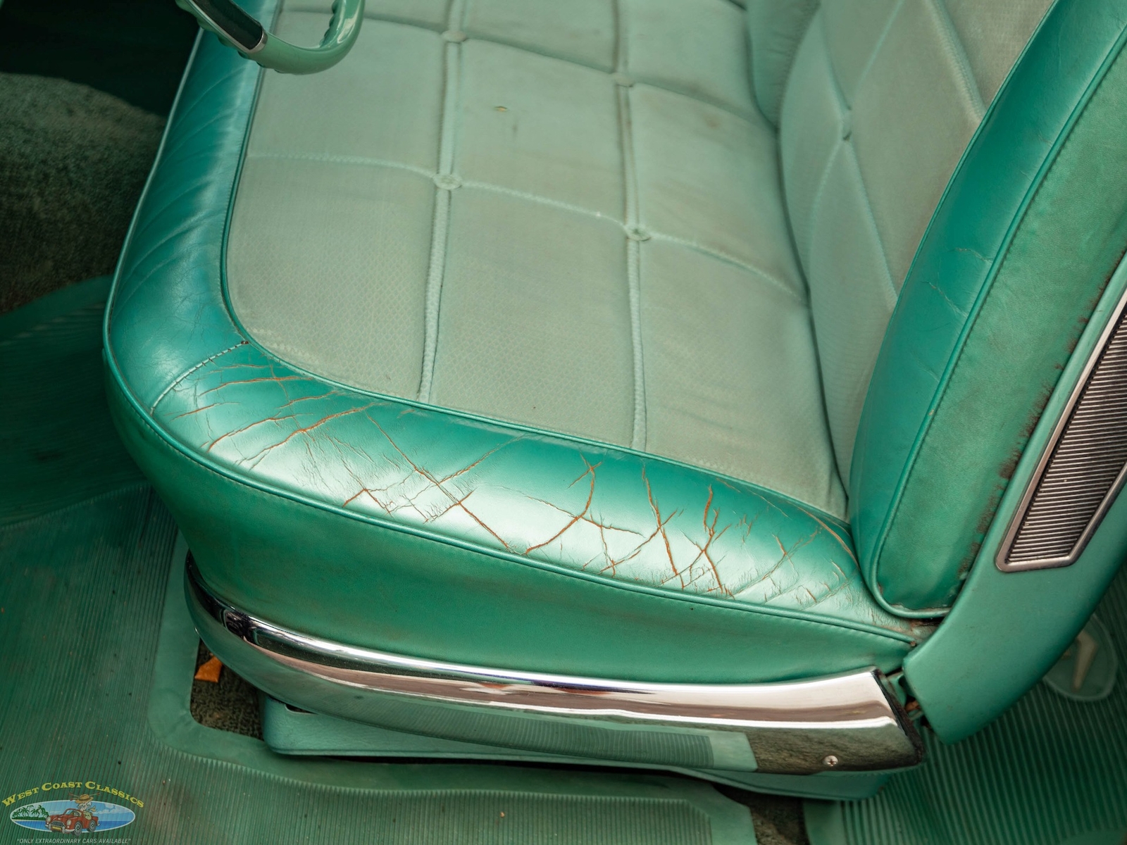 Cadillac-Sixty-Special-Fleetwood-1960-4-Door-Hardtop-30