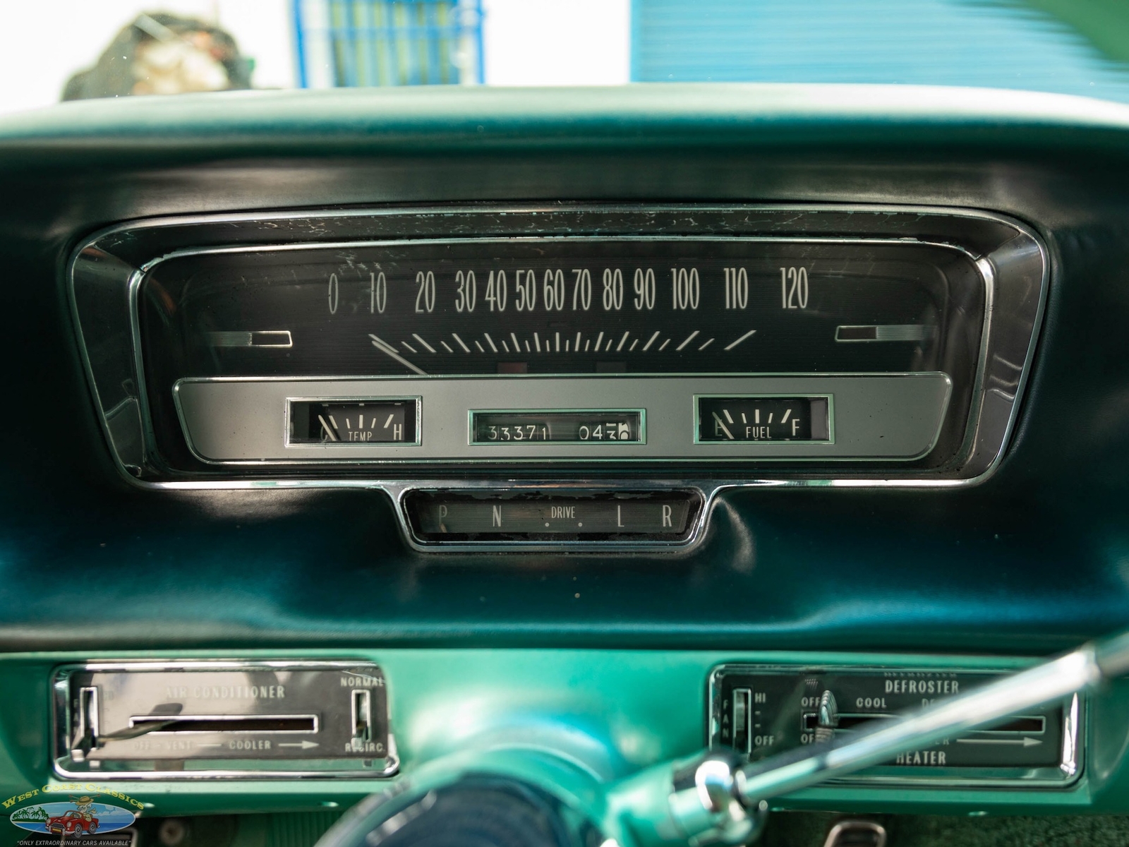 Cadillac-Sixty-Special-Fleetwood-1960-4-Door-Hardtop-35