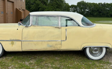 Cadillac-TWO-DOOR-HARDTOP-62-SERIES-1955-Coupe-2