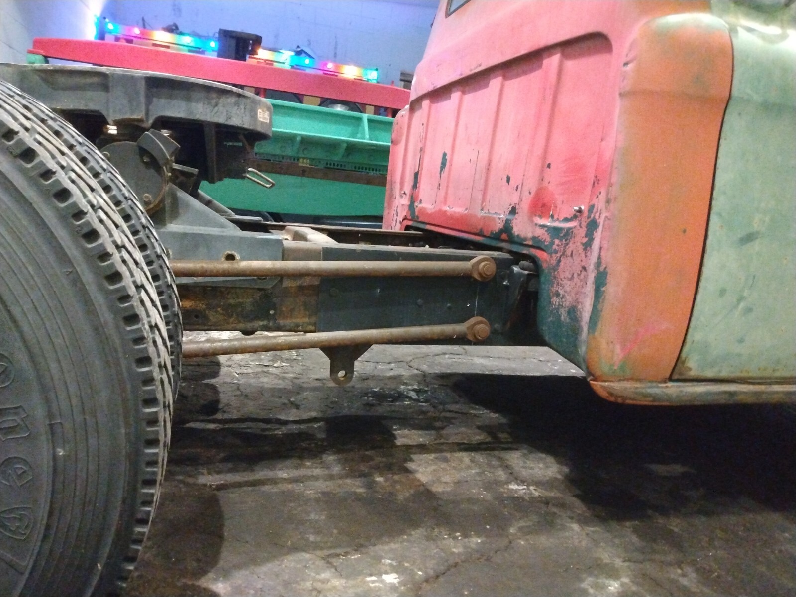 Chevrolet-1-Ton-Pickup-1956-Cab-Chassis-3