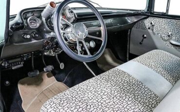 Chevrolet-150-1957-custom-12