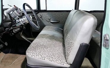 Chevrolet-150-1957-custom-13