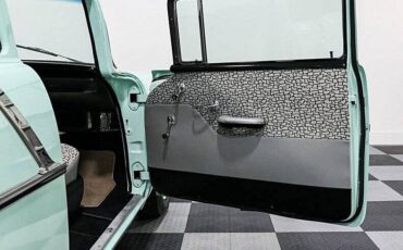 Chevrolet-150-1957-custom-15