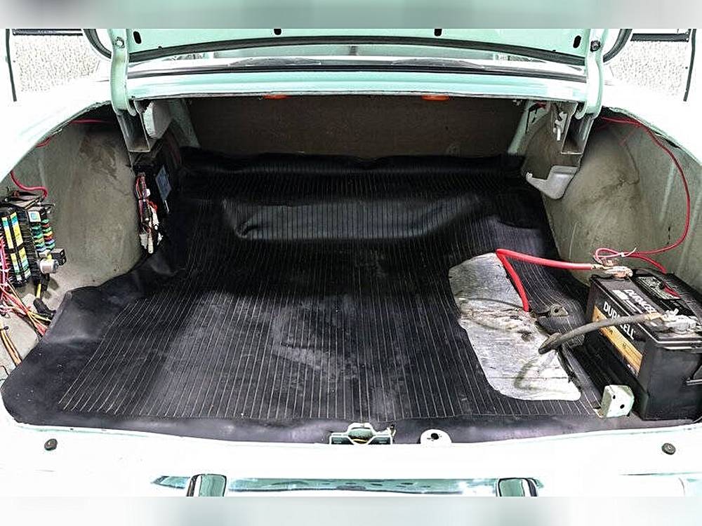 Chevrolet-150-1957-custom-20