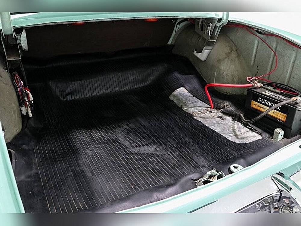 Chevrolet-150-1957-custom-21