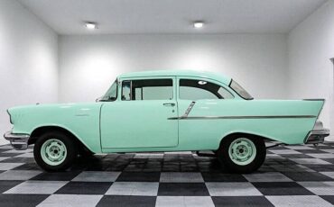 Chevrolet-150-1957-custom-3