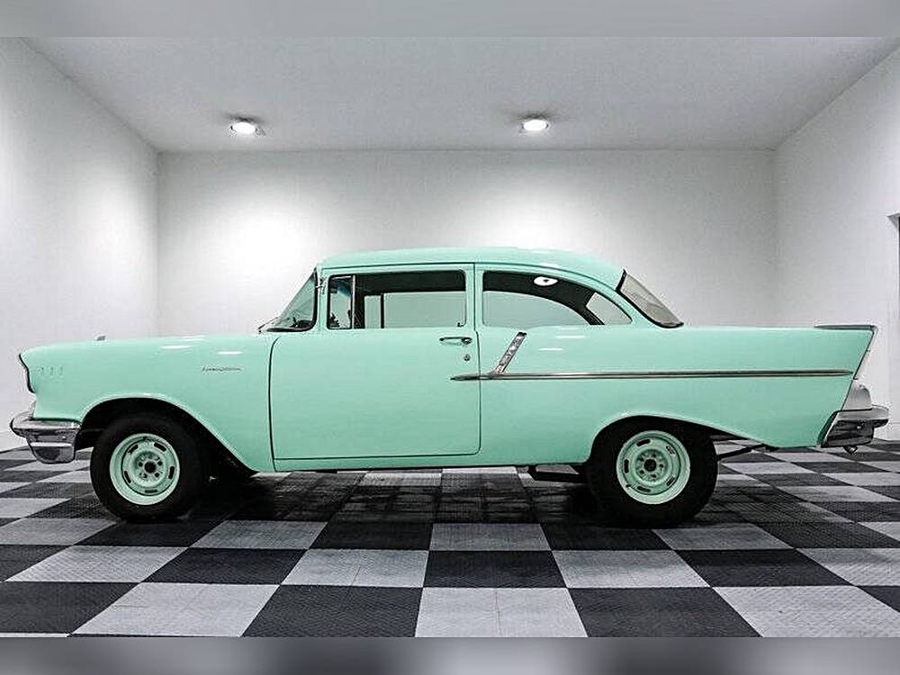 Chevrolet-150-1957-custom-3