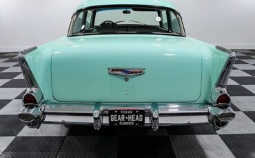 Chevrolet-150-1957-custom-5