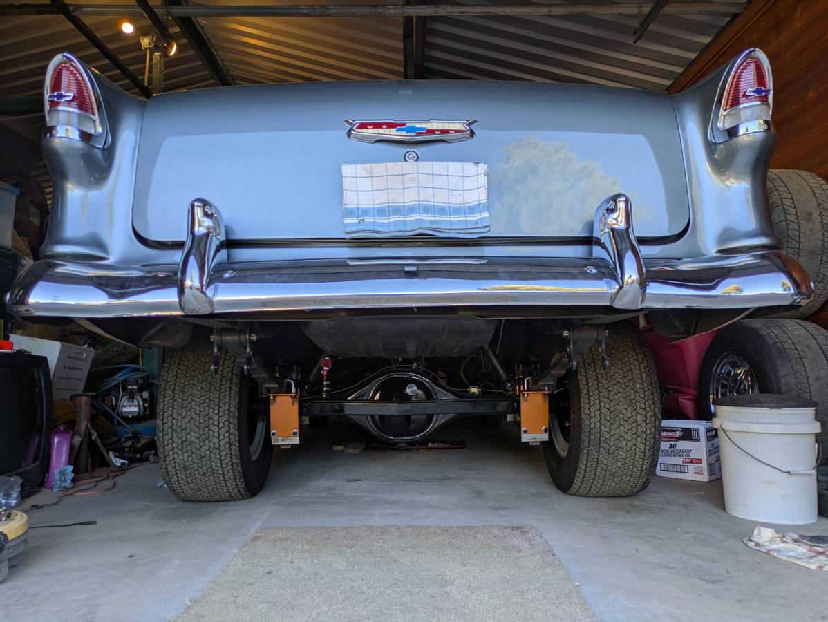 Chevrolet-150-businessman-1955-custom-17
