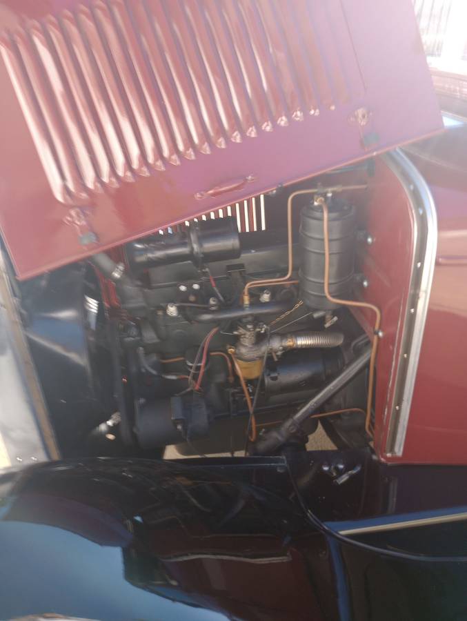 Chevrolet-1928-red-4