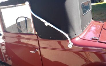 Chevrolet-1928-red-9
