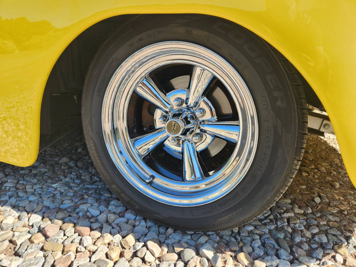 Chevrolet-1946-18