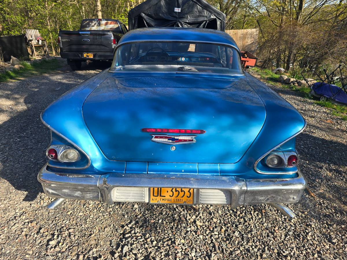 Chevrolet-1958-blue-2