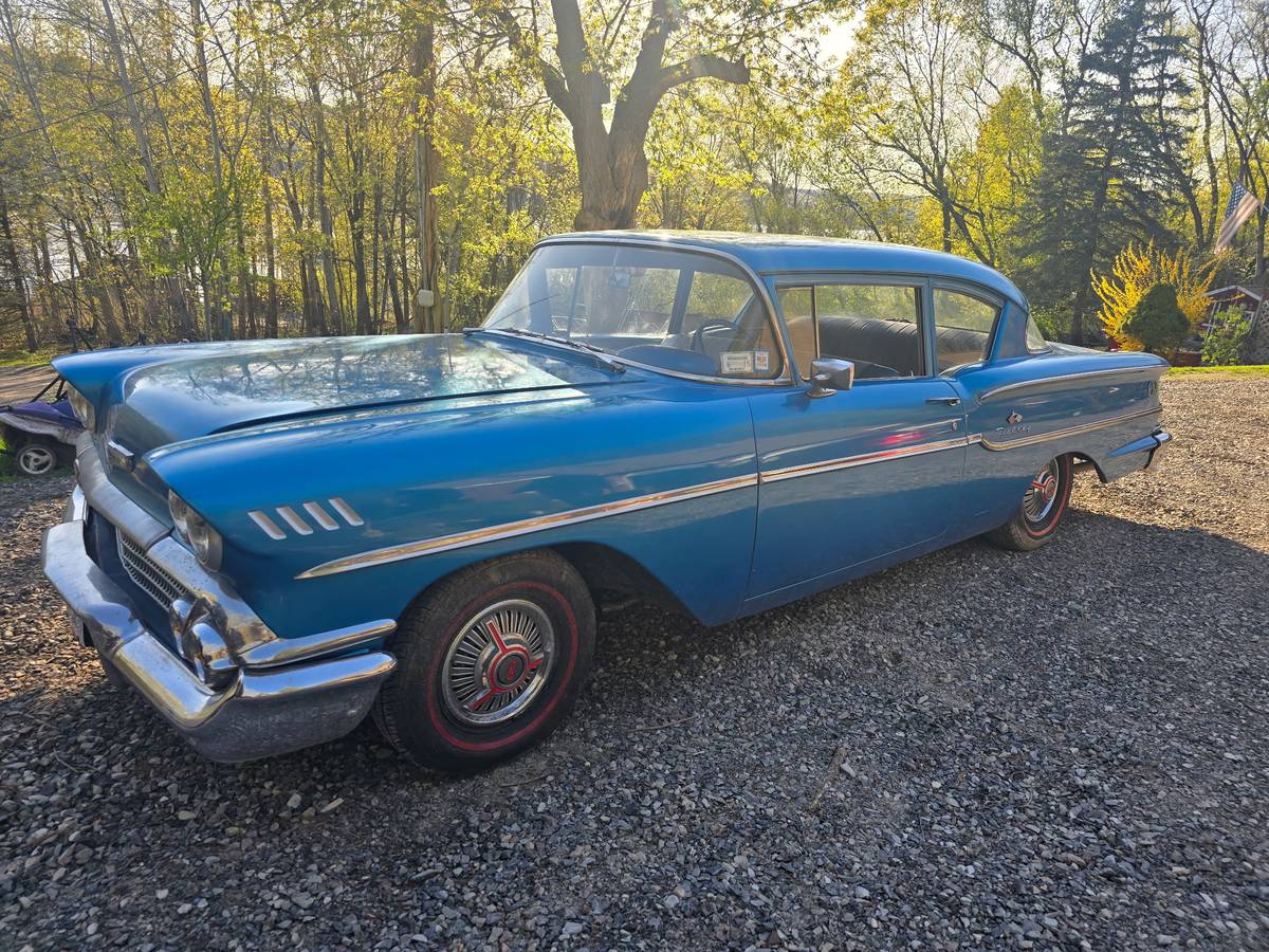 Chevrolet-1958-blue