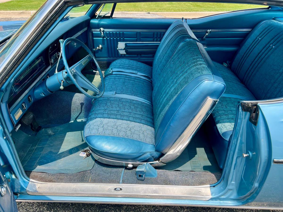 Chevrolet-1968-15