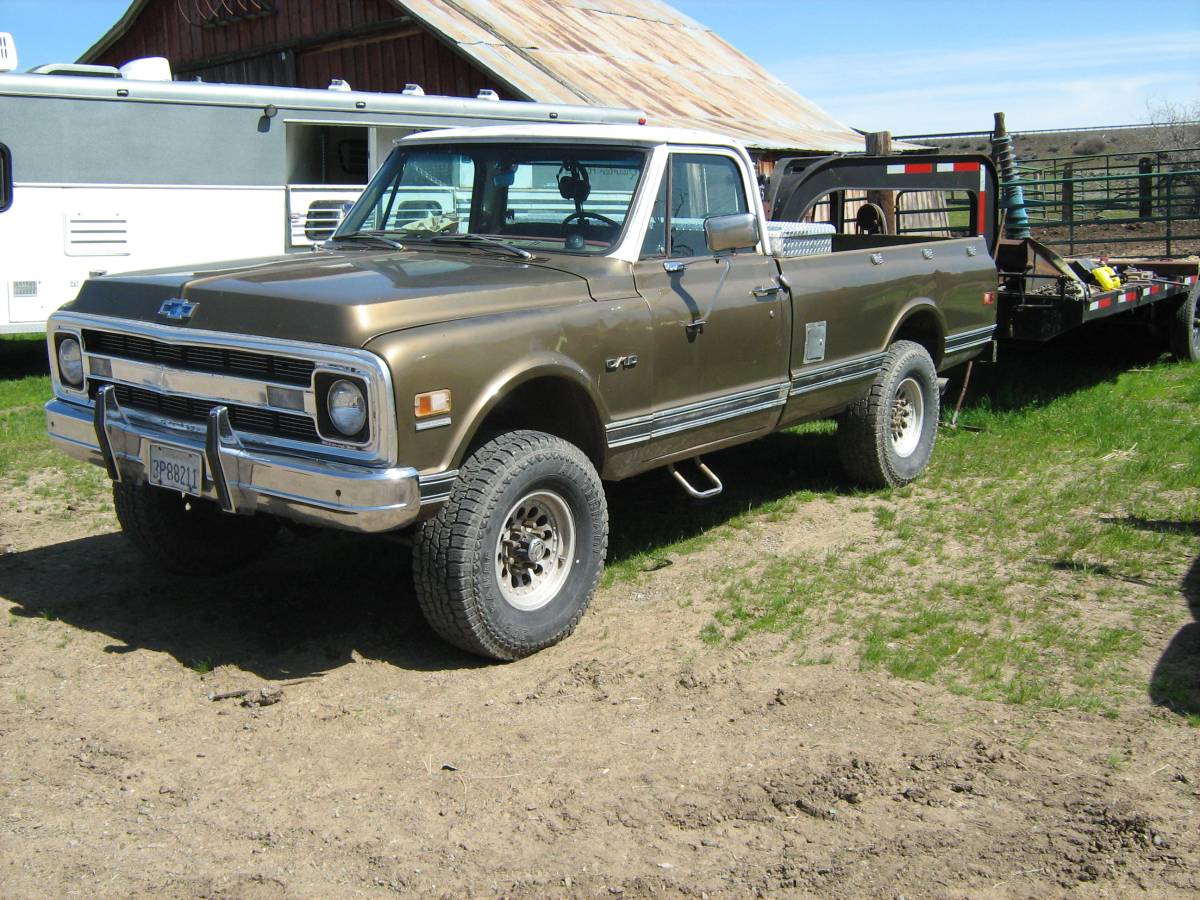 Chevrolet   1970 brown