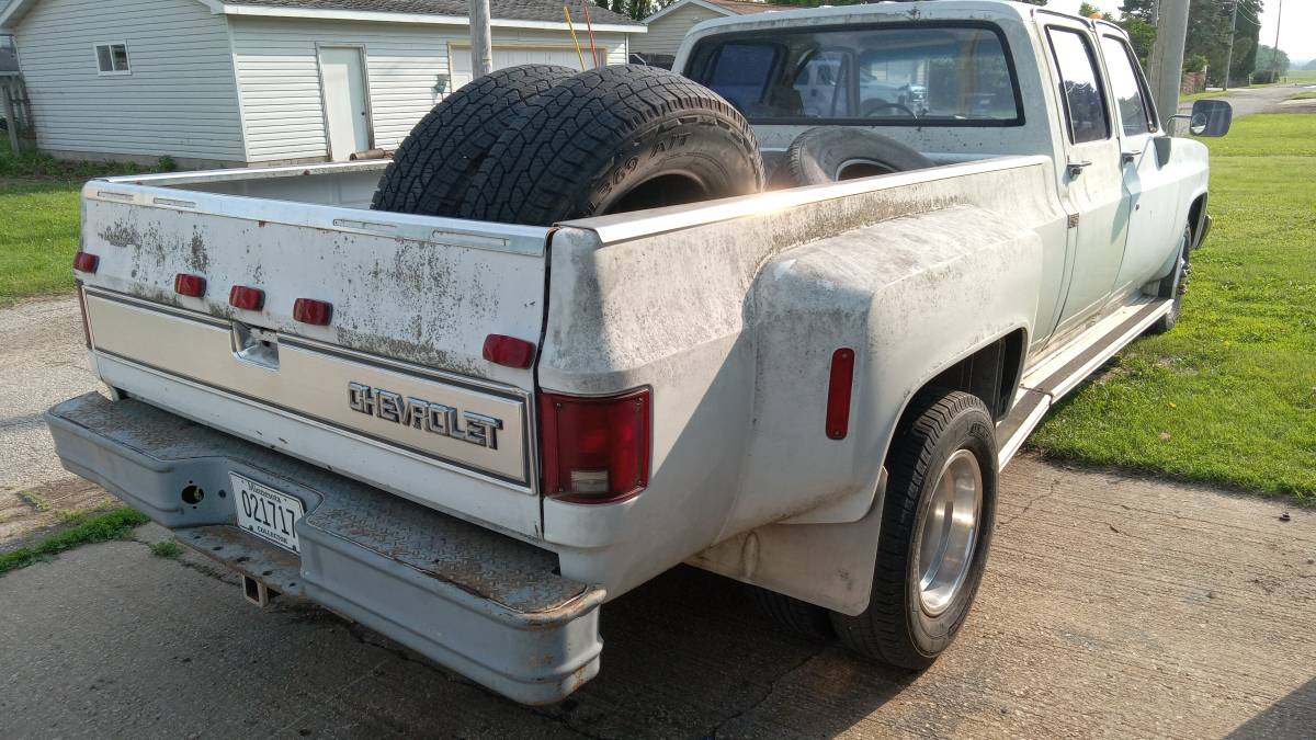 Chevrolet-1982-2