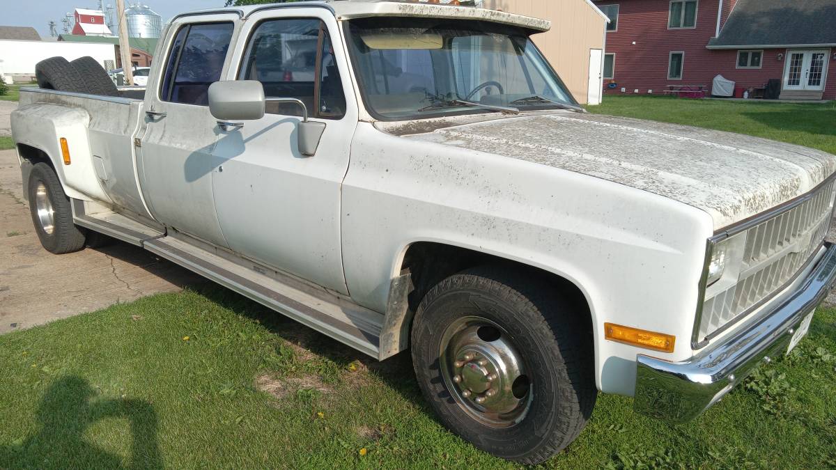 Chevrolet-1982-3