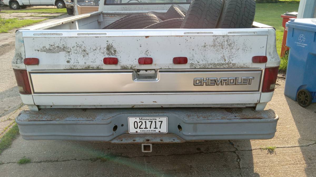 Chevrolet-1982-8