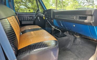 Chevrolet-1984-blue-1