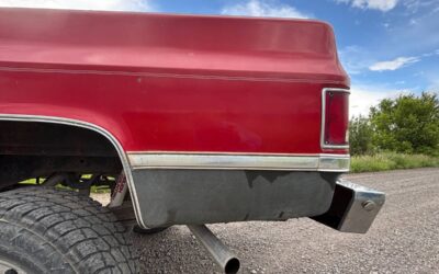 Chevrolet   1987 red