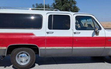 Chevrolet-1987-white-2