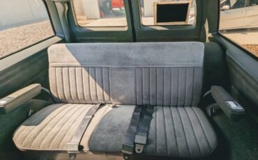 Chevrolet-1987-white-7