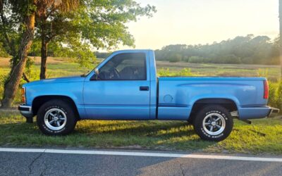 Chevrolet   1992 blue