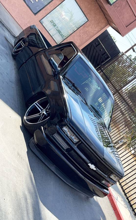 Chevrolet-1993-black-2