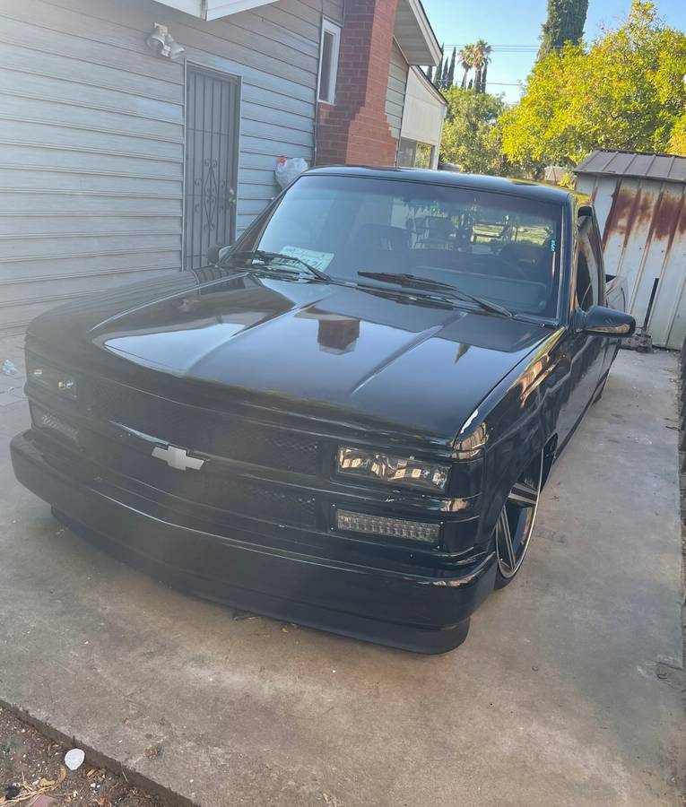 Chevrolet-1993-black-3