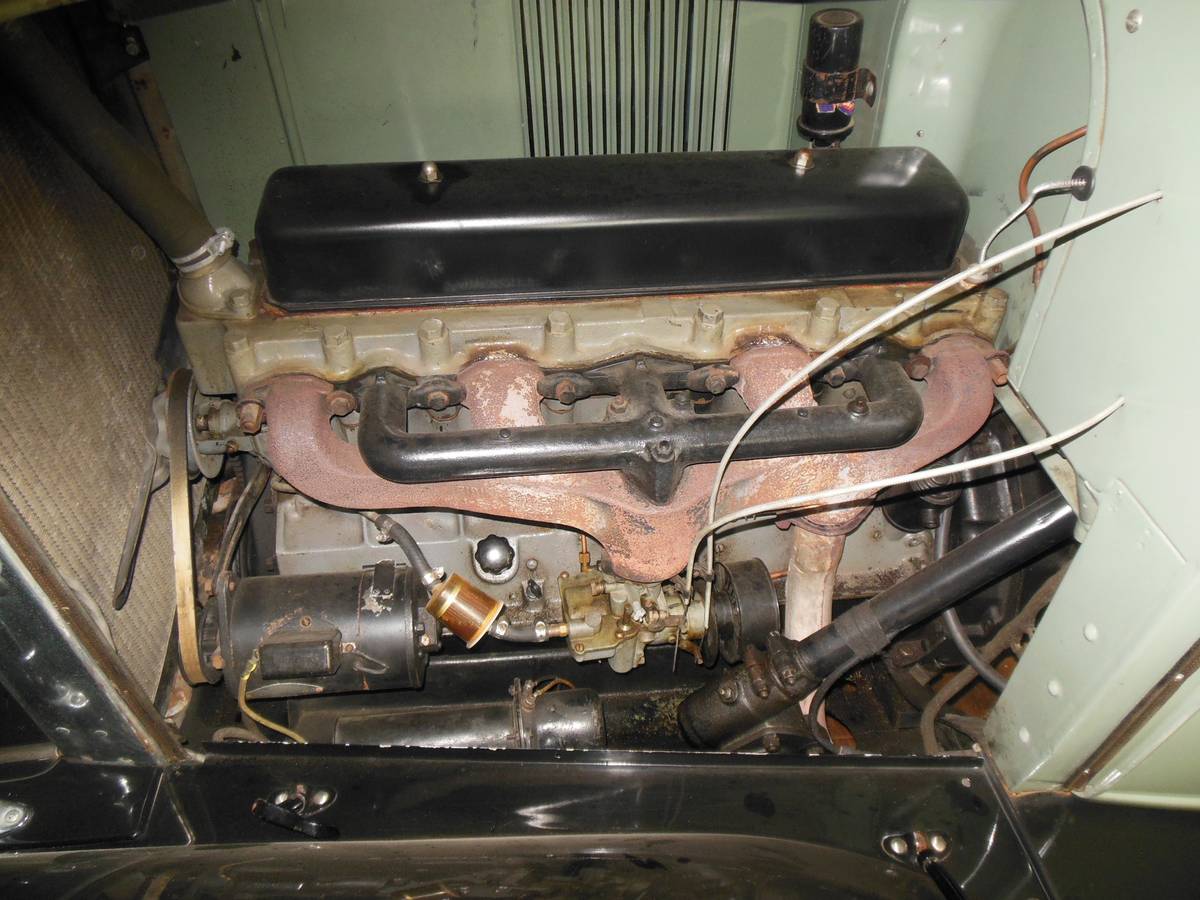 Chevrolet-2-door-sedan-1929-green-5