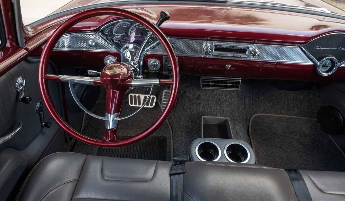 Chevrolet-210-1955-red-4