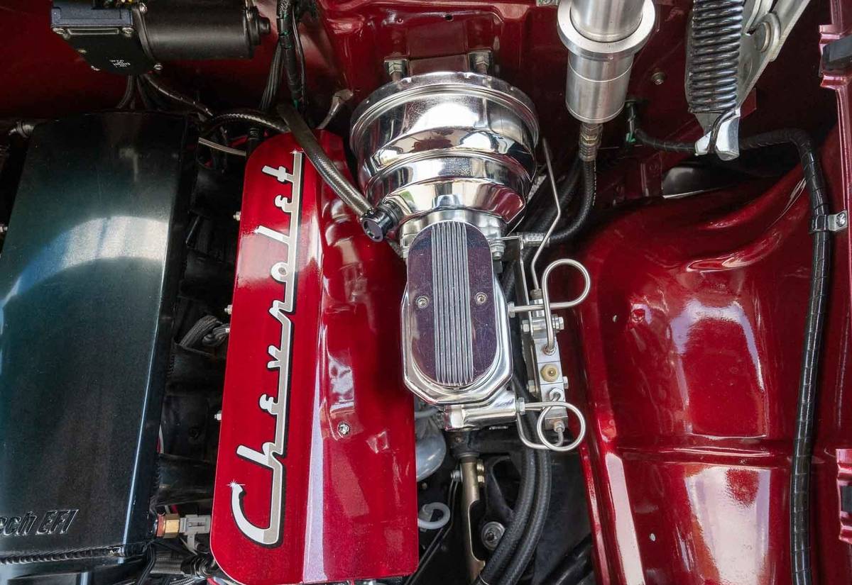 Chevrolet-210-1955-red-9