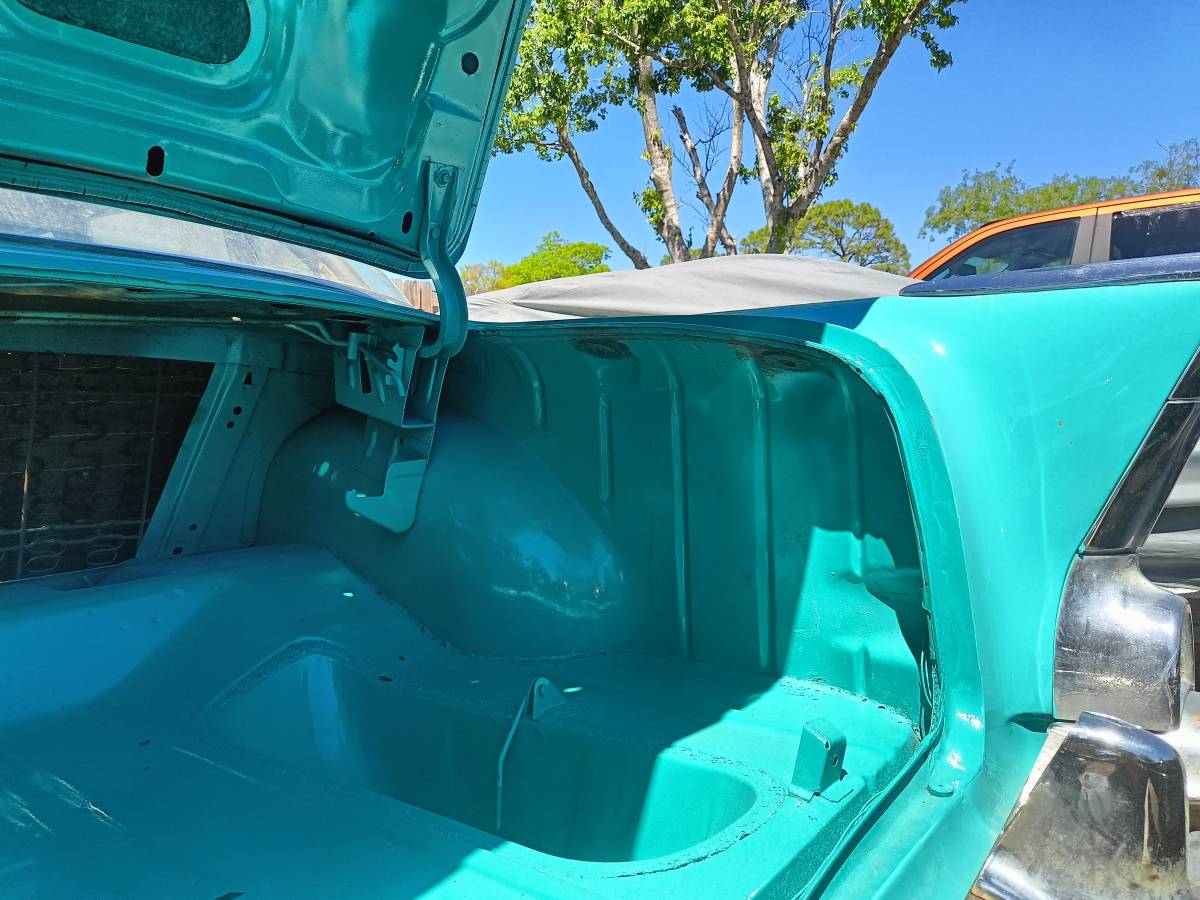 Chevrolet-210-1957-blue-8